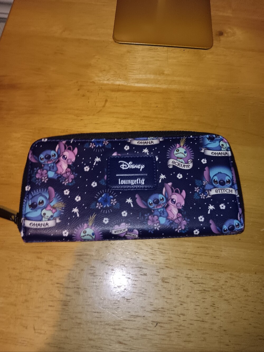 Loungefly Disney Stitch Zippy Wallet